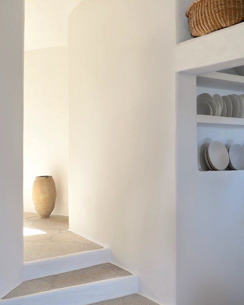peinture_ecoconcue_finition_mate_maison_deia_écru_lerocher